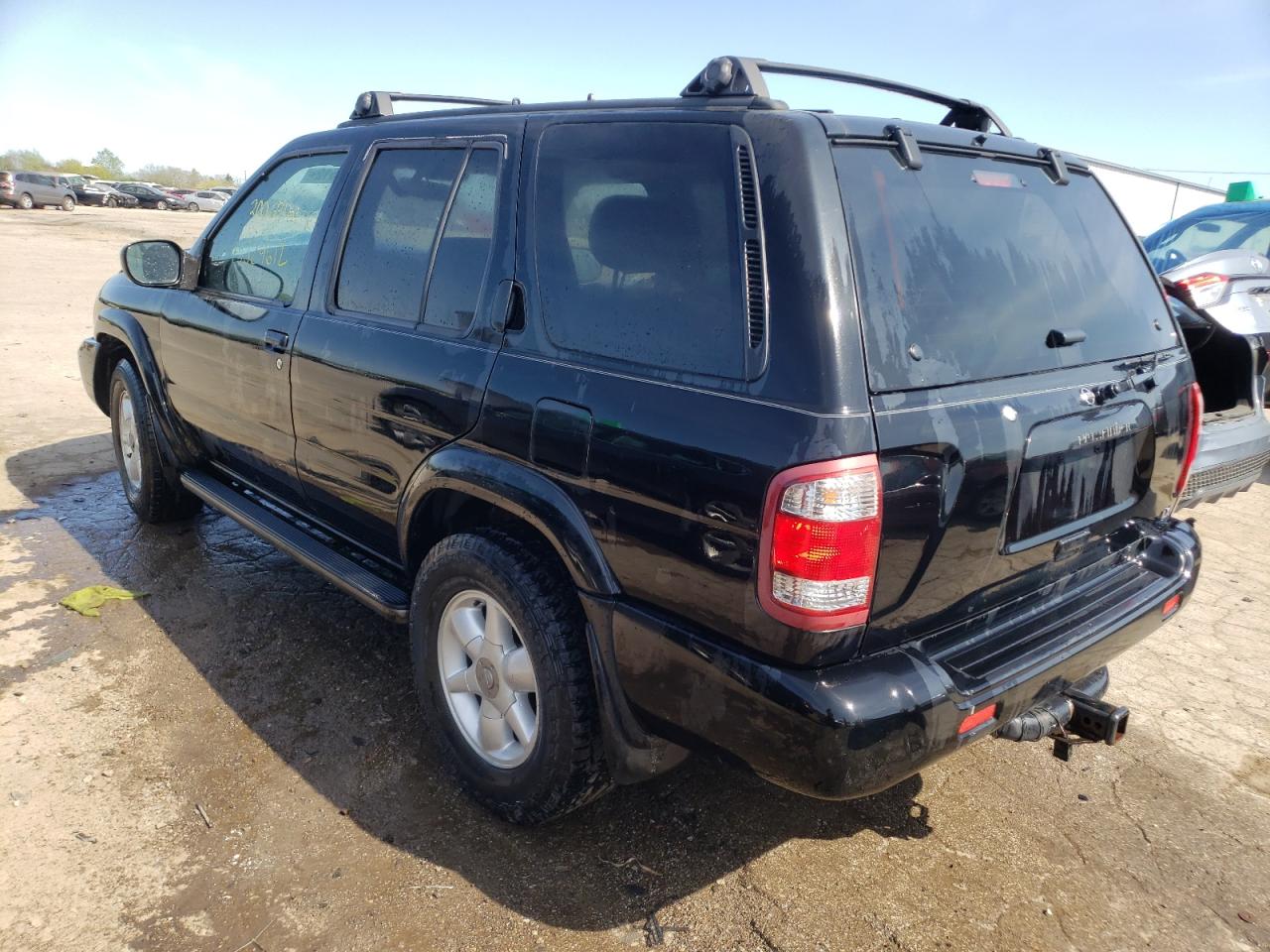 Photo 3 from auction – 2000 NISSAN PATHFINDER with VIN JN8AR07S5YW409870
