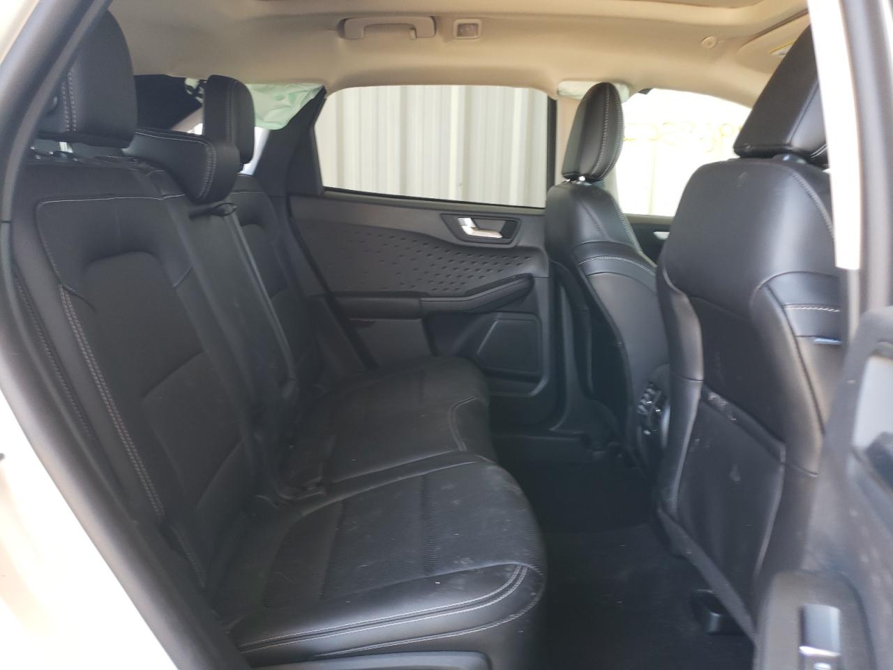 Photo 6 from auction – 2020 FORD ESCAPE SE with VIN 1FMCU9BZ9LUC10770