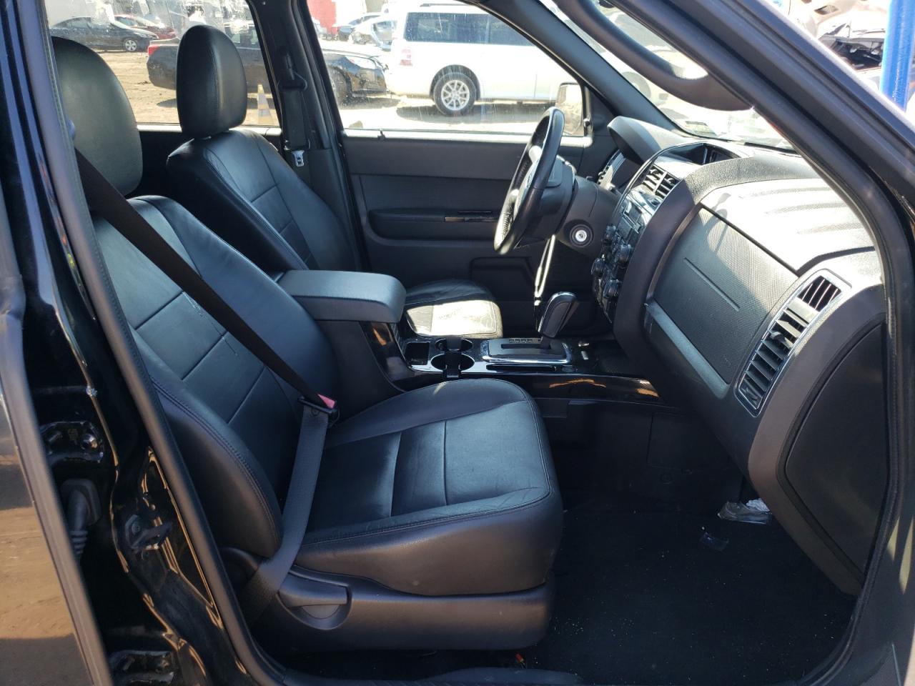 Photo 5 from auction – 2010 FORD ESCAPE LIM with VIN 1FMCU9EG0AKB42233