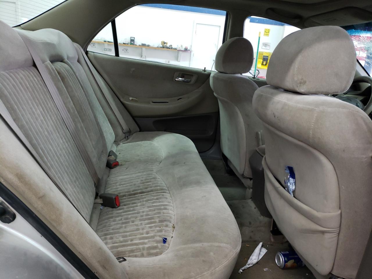 Photo 6 from auction – 1998 HONDA ACCORD EX with VIN 1HGCG5652WA185973