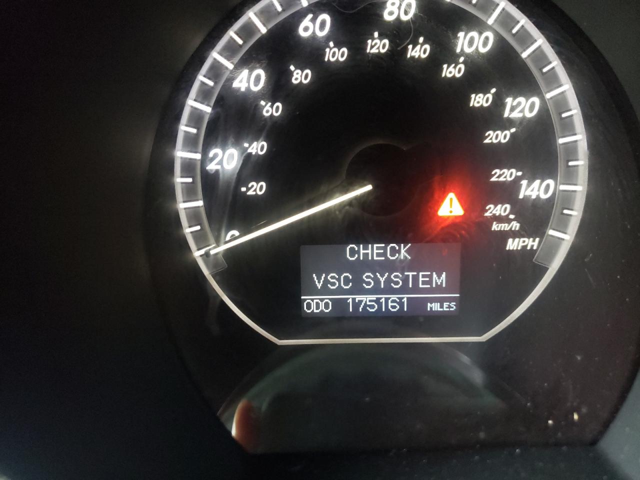 Photo 8 from auction – 2006 LEXUS RX 400 with VIN JTJHW31U460016955