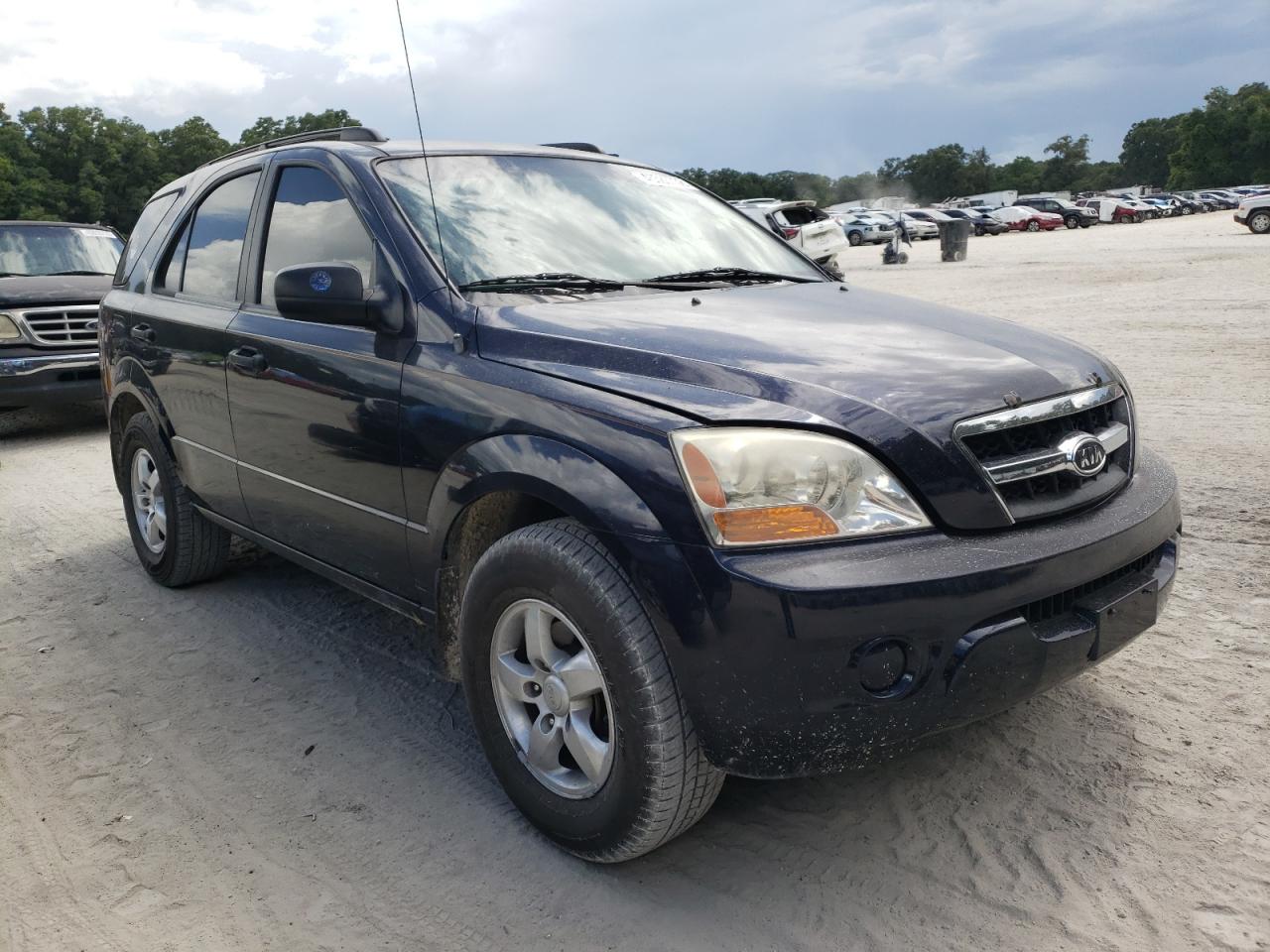 KIA SORENTO LX 2009 with VIN KNDJD735095890704 - Photo from auction