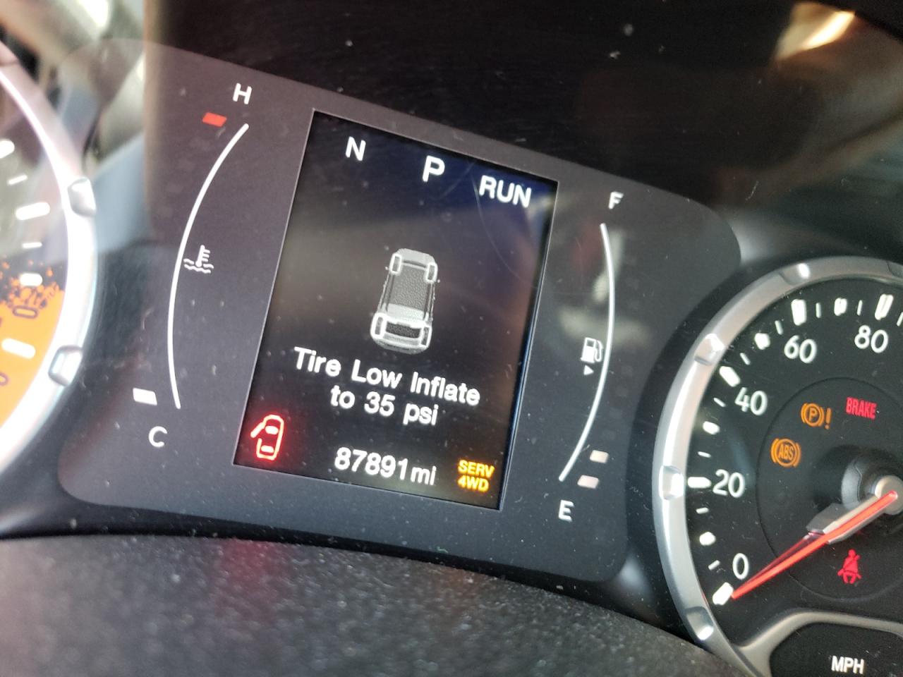 Photo 8 from auction – 2016 JEEP RENEGADE L with VIN ZACCJBBT7GPD93299