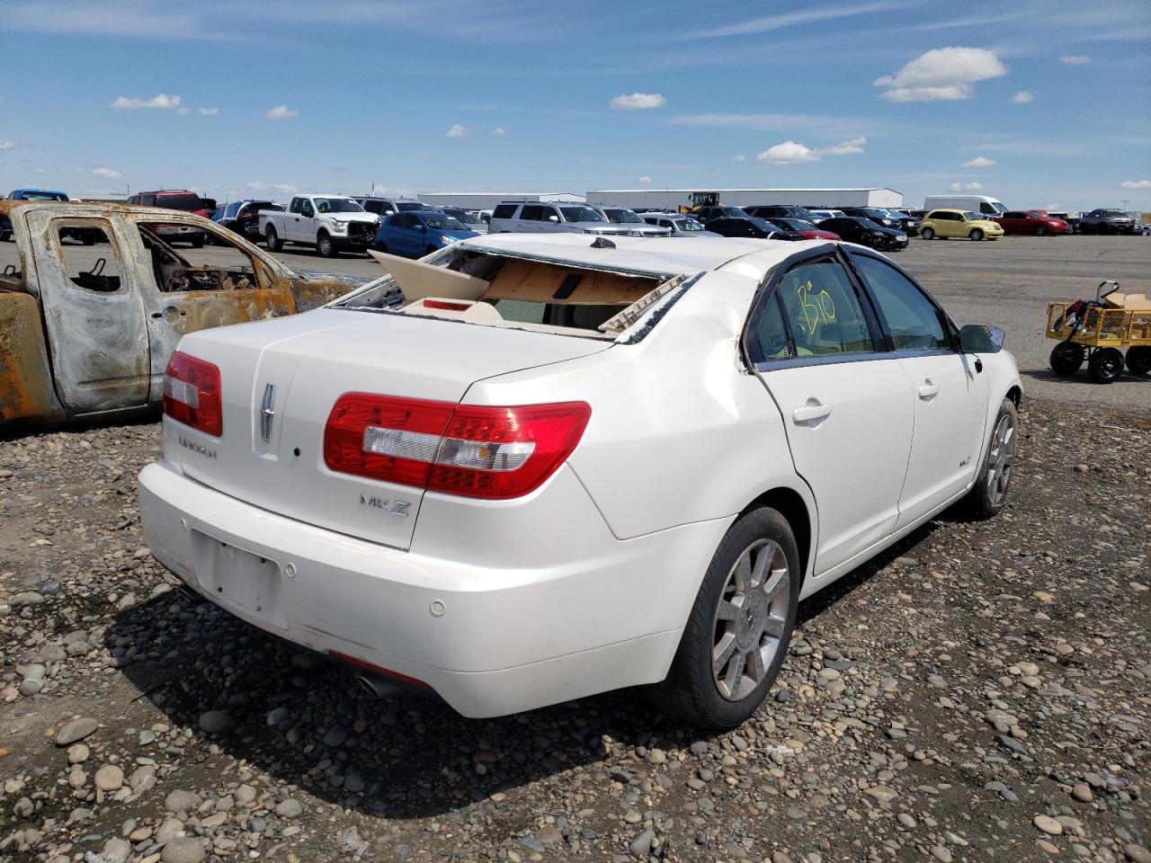 Photo 4 from auction – 2009 LINCOLN MKZ with VIN 3LNHM26T59R615317