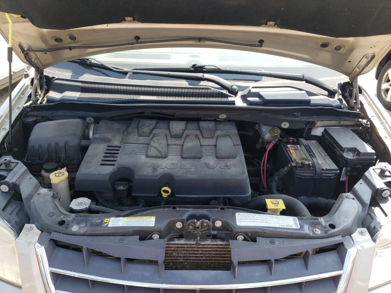 Photo 11 from auction – 2009 CHRYSLER TOWN & COU with VIN 2A8HR64X09R506586