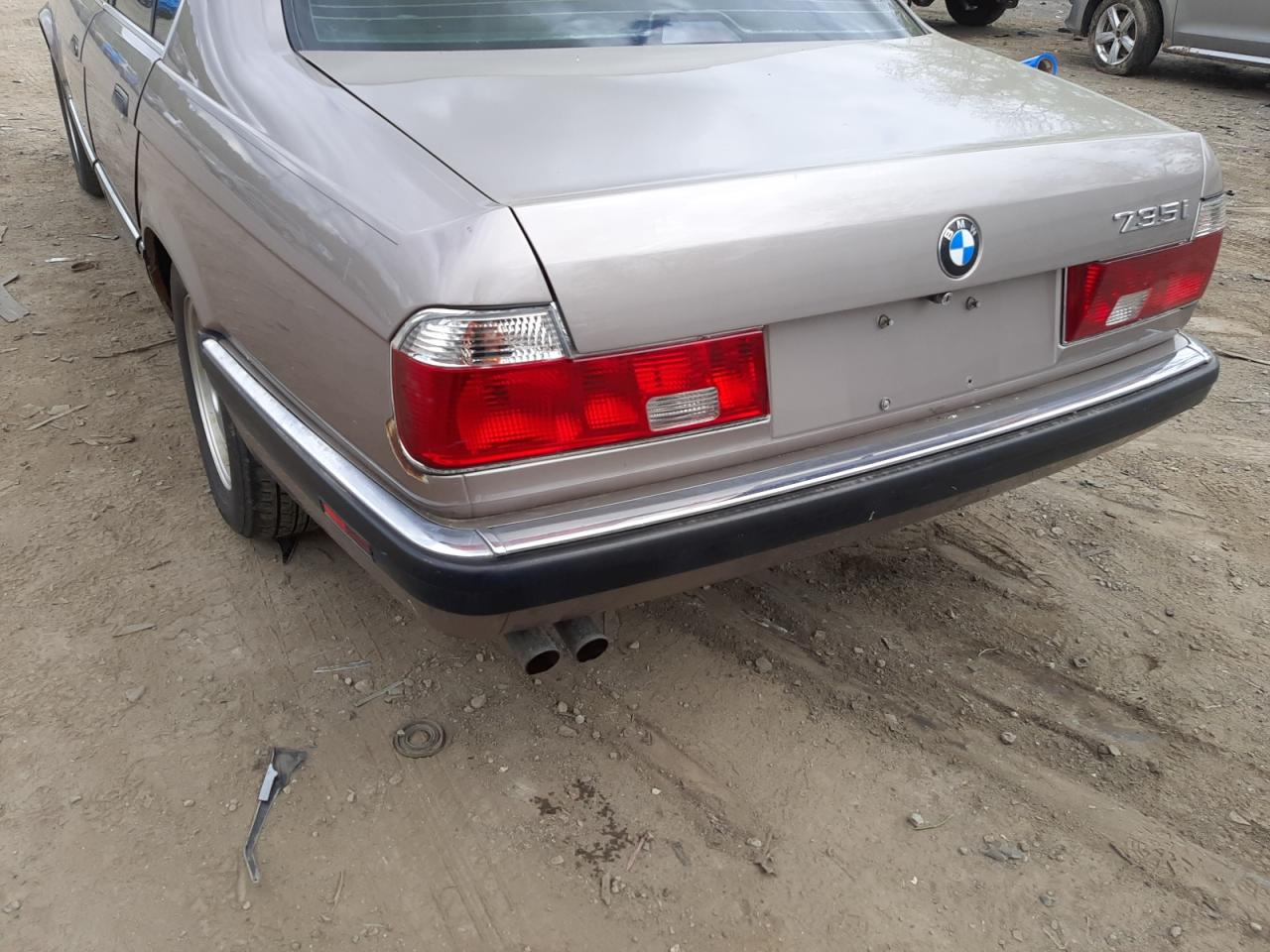 Photo 9 from auction – 1988 BMW 735 I AUTO with VIN WBAGB4312J3206745