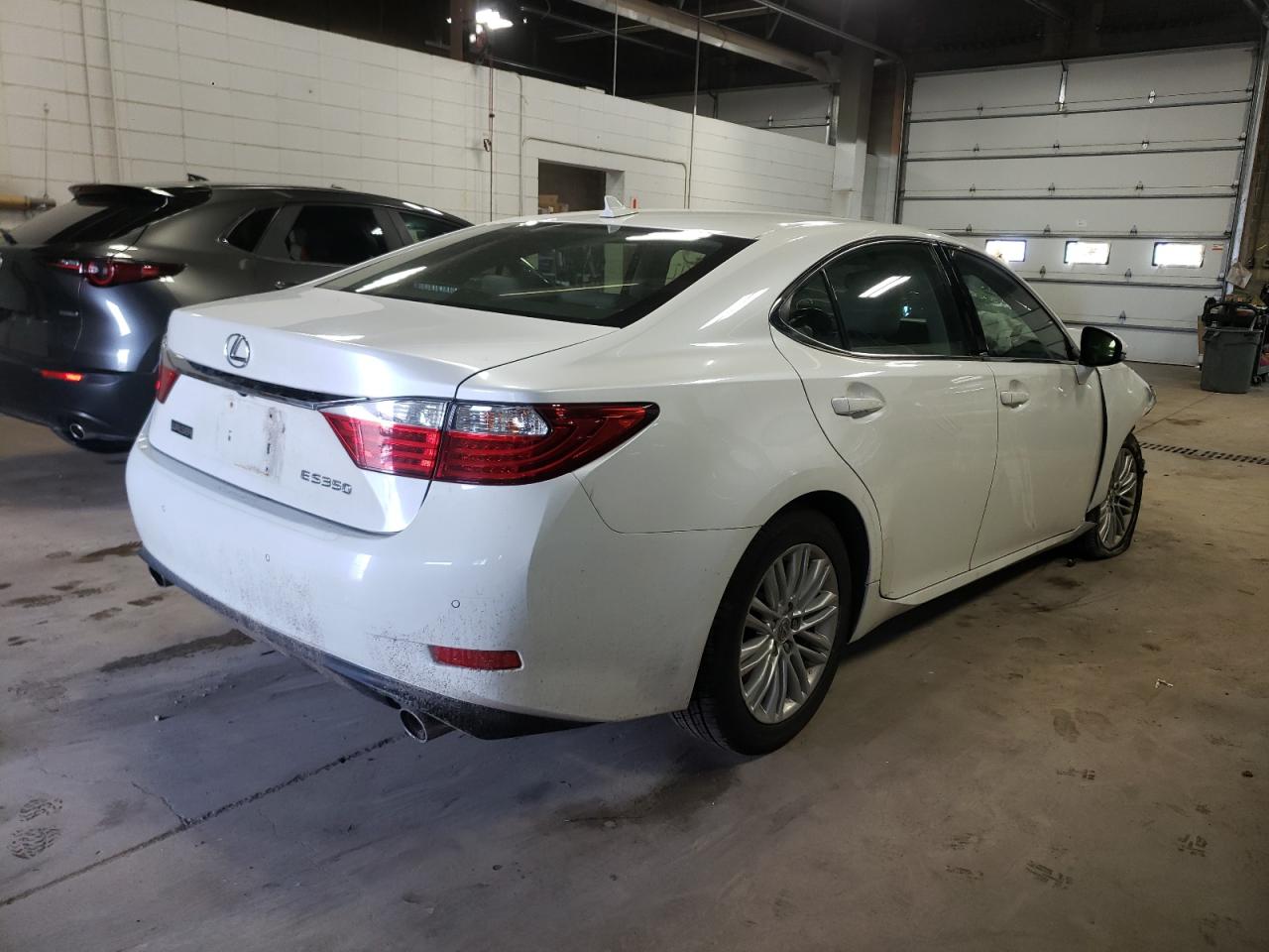 Photo 4 from auction – 2013 LEXUS ES 350 with VIN JTHBK1GG4D2070105