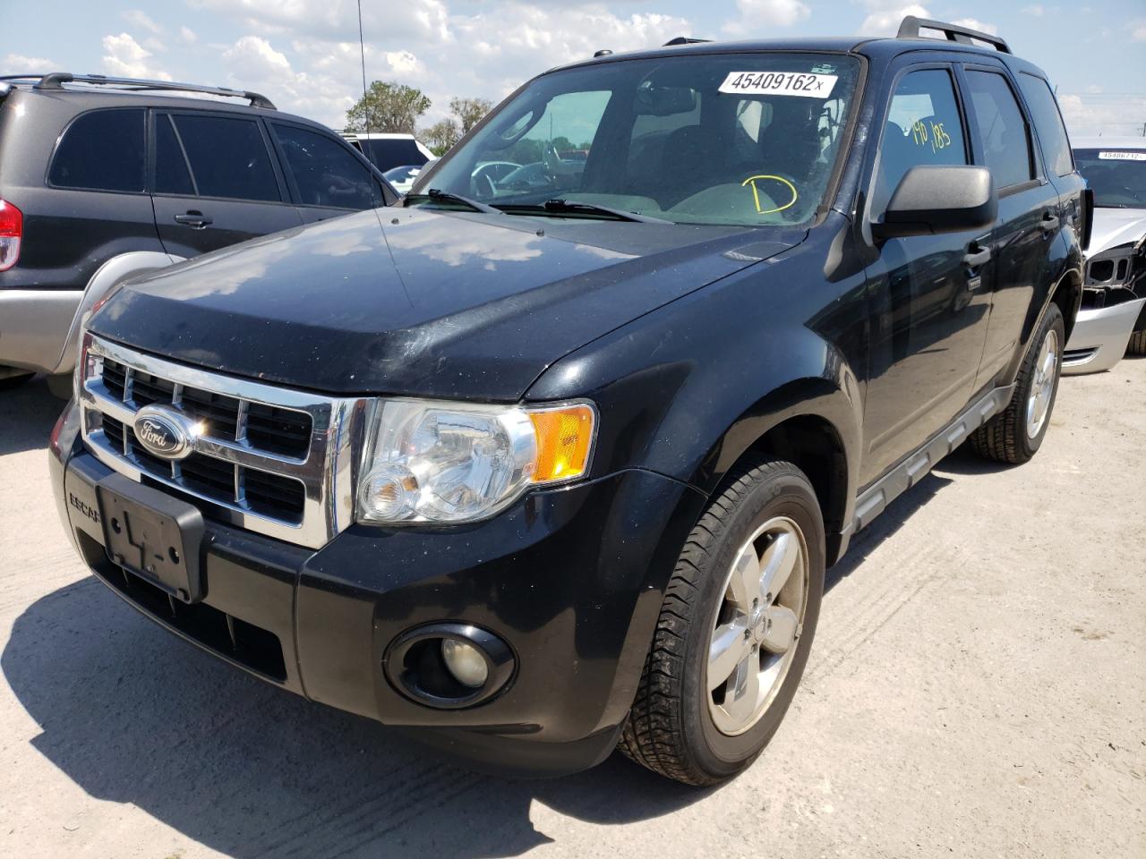 Photo 2 from auction – 2012 FORD ESCAPE XLT with VIN 1FMCU0DG2CKC02660