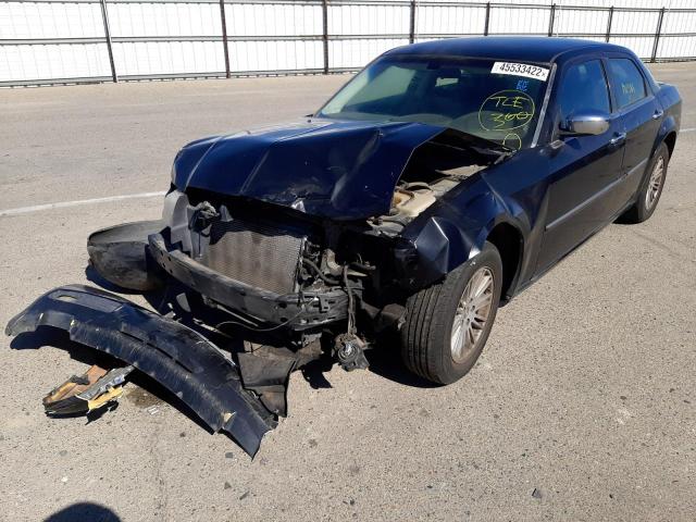 Photo 2 from auction – 2010 CHRYSLER 300 TOURIN with VIN 2C3CA5CV2AH164222