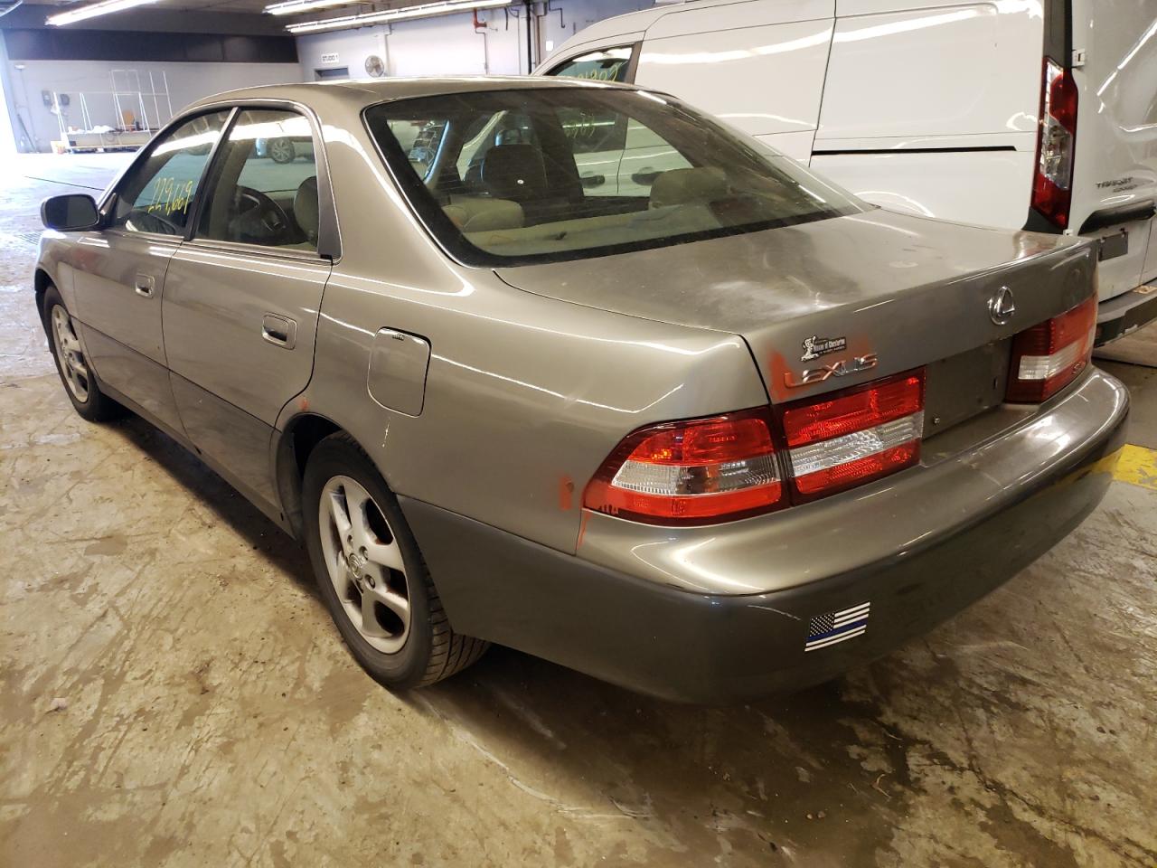 Photo 3 from auction – 2001 LEXUS ES 300 with VIN JT8BF28G910340249