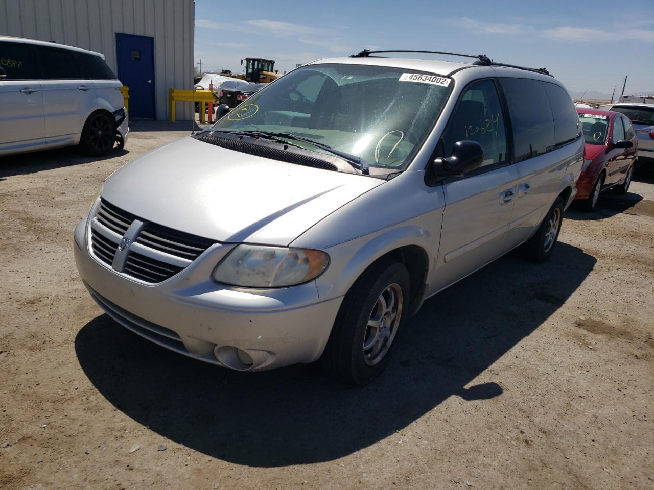 Photo 2 from auction – 2005 DODGE GRAND CARA with VIN 2D4GP44L35R416162