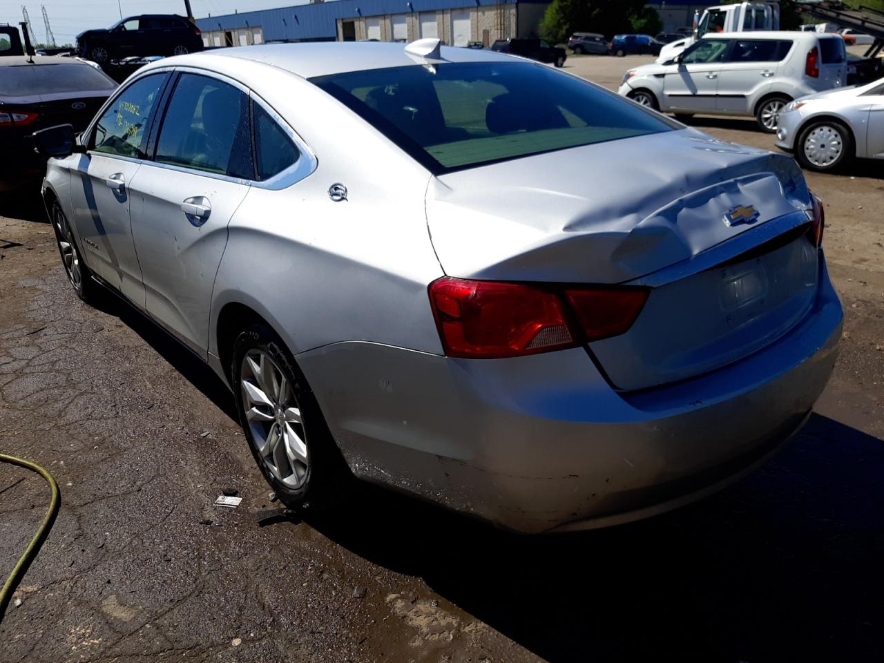 Photo 3 from auction – 2017 CHEVROLET IMPALA LT with VIN 1G1105SA6HU163448
