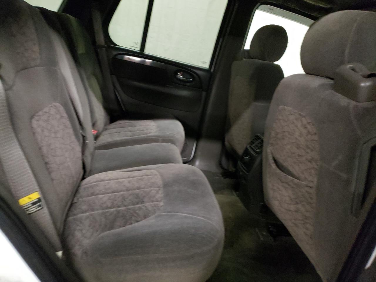 Photo 6 from auction – 2003 GMC ENVOY with VIN 1GKDT13S832254208
