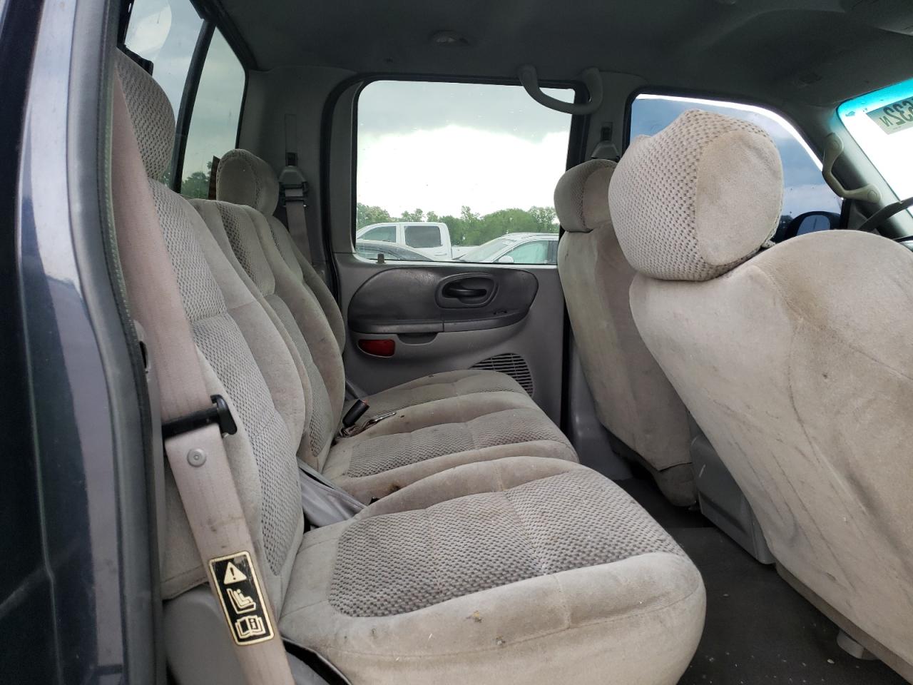 Photo 6 from auction – 2001 FORD F150 SUPER with VIN 1FTRW08L81KB20543