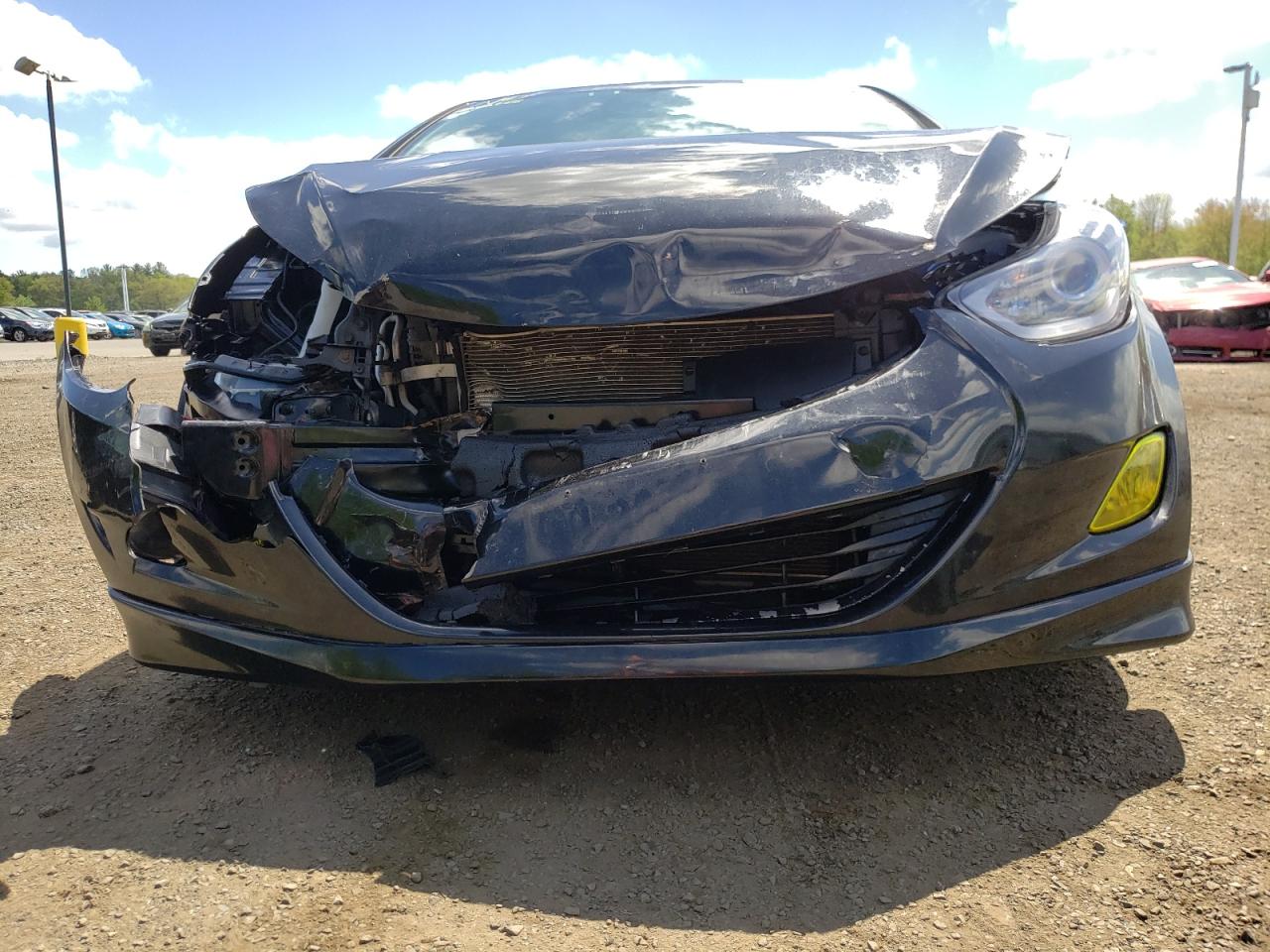 Photo 9 from auction – 2012 HYUNDAI ELANTRA GL with VIN 5NPDH4AE7CH130862