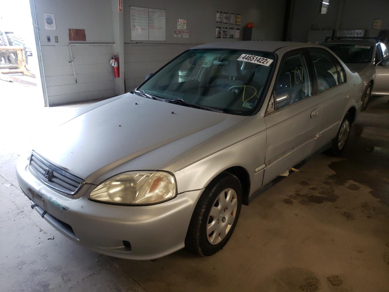 Photo 2 from auction – 2000 HONDA CIVIC BASE with VIN 2HGEJ6612YH524359