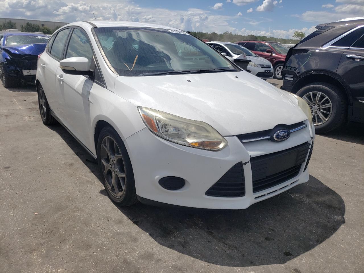 Zdjęcie 1 z aukcji – 2013 FORD FOCUS SE z VIN 1FADP3K22DL267647