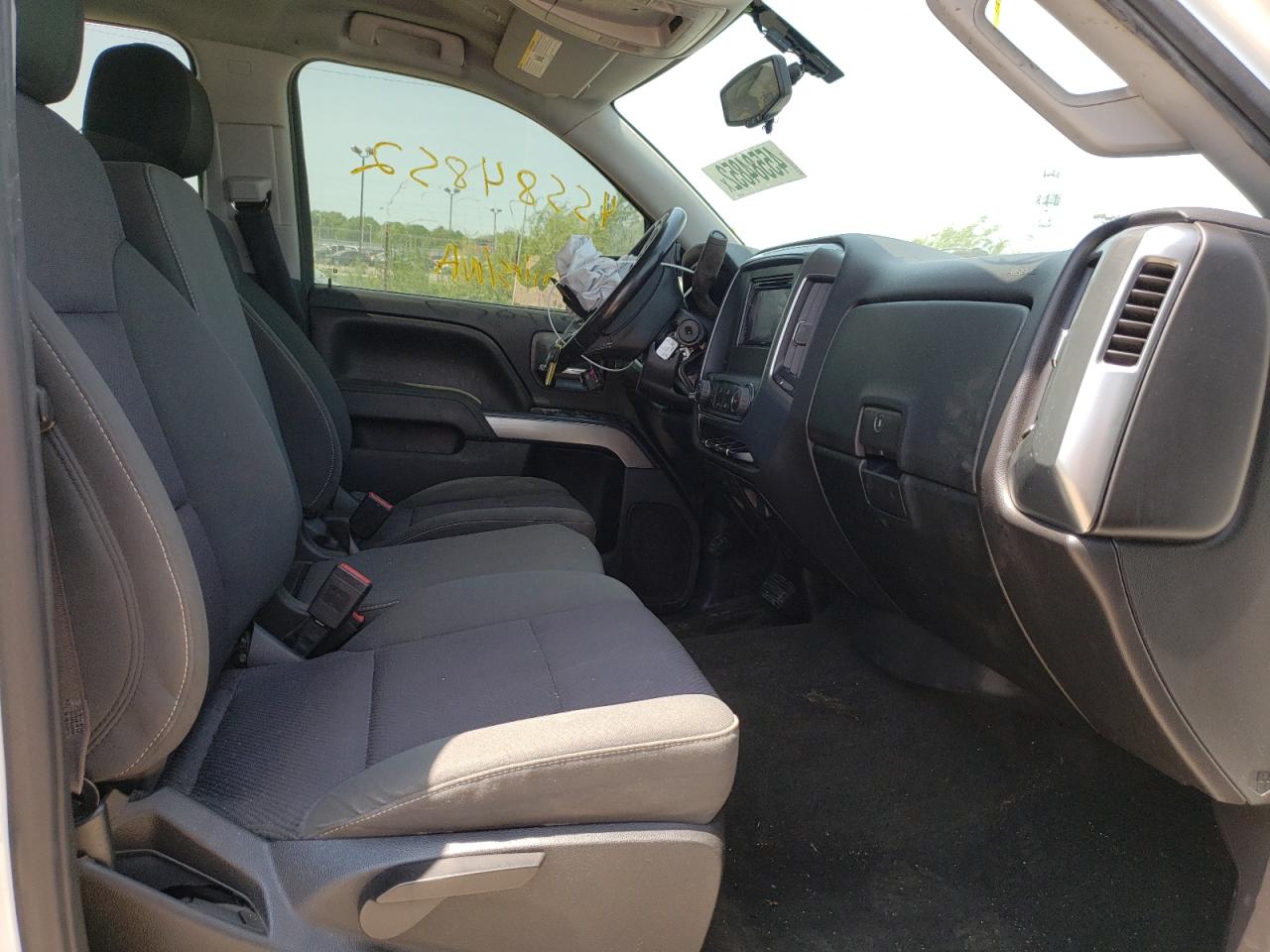 Photo 5 from auction – 2015 CHEVROLET SILVERADO with VIN 3GCUKREC7FG419678