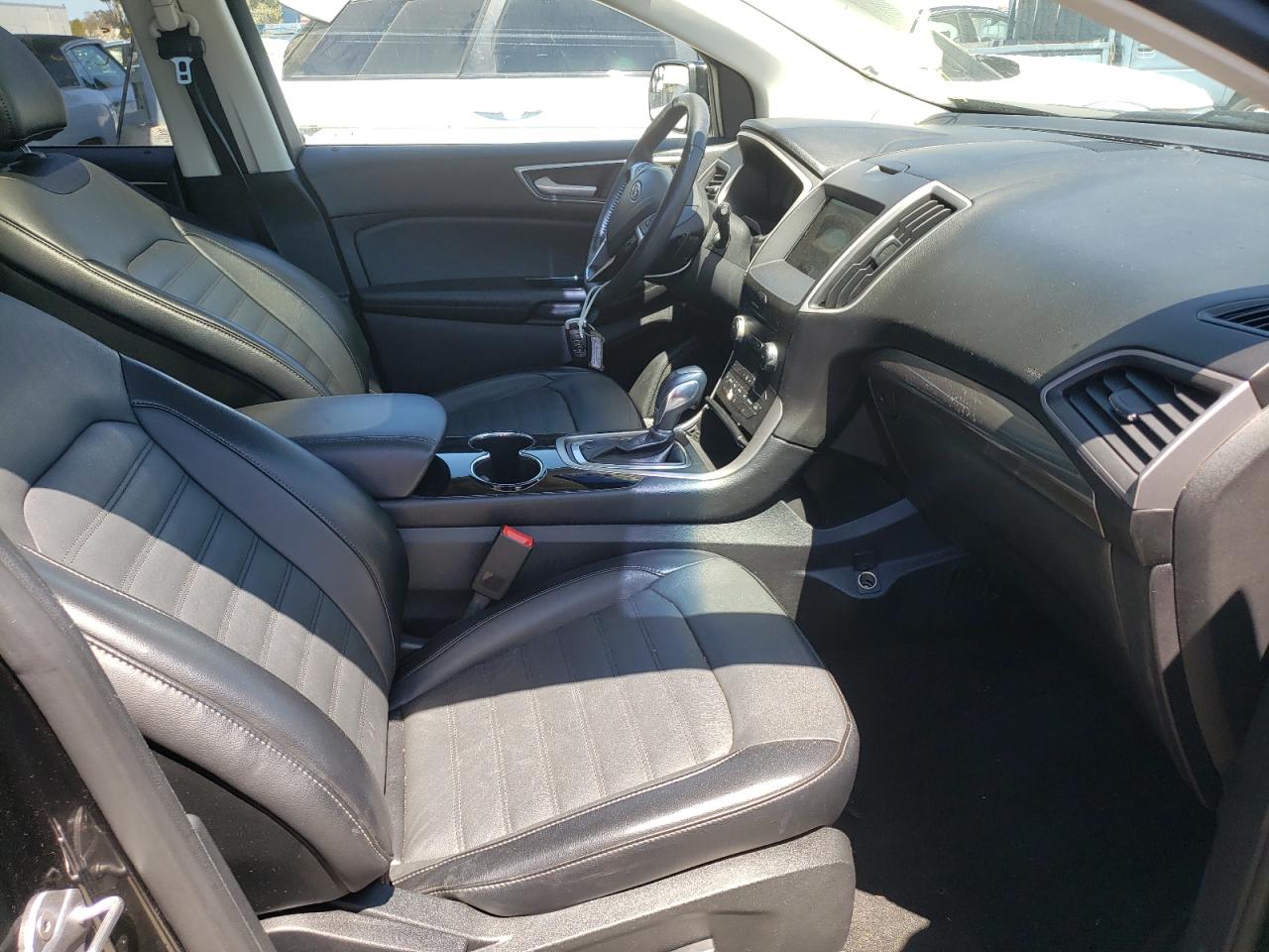 Photo 5 from auction – 2018 FORD EDGE SEL with VIN 2FMPK3J95JBB86573