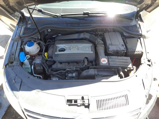 Photo 7 from auction – 2016 VOLKSWAGEN CC BASE with VIN WVWBP7ANXGE509730