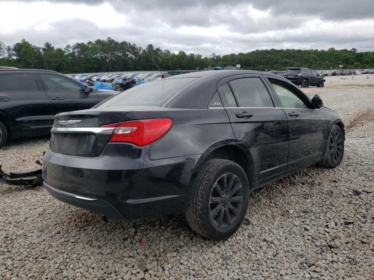 Photo 4 from auction – 2013 CHRYSLER UK with VIN 1C3CCBBB4DN540110