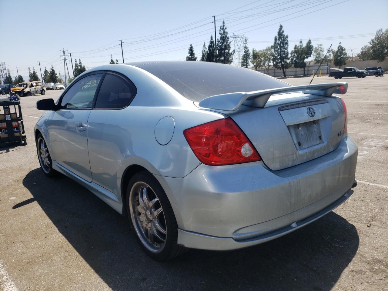 Photo 3 from auction – 2006 TOYOTA SCION TC with VIN JTKDE177760140463