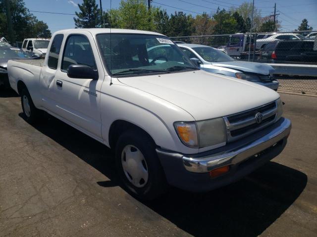 TOYOTA TACOMA 2000 with VIN 4TAVL52N0YZ623690 - Photo from auction