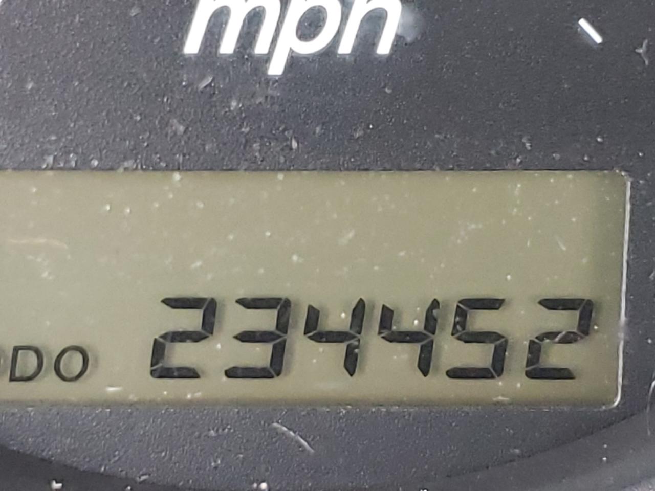 Photo 8 from auction – 2001 MAZDA MPV WAGON with VIN JM3LW28Y210213574