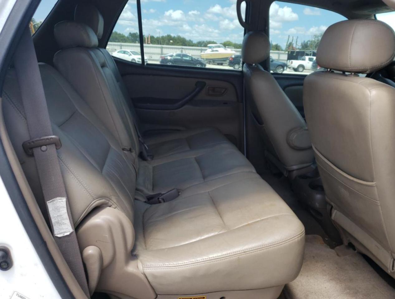 Photo 6 from auction – 2003 TOYOTA SEQUOIA SR with VIN 5TDZT34A83S150569