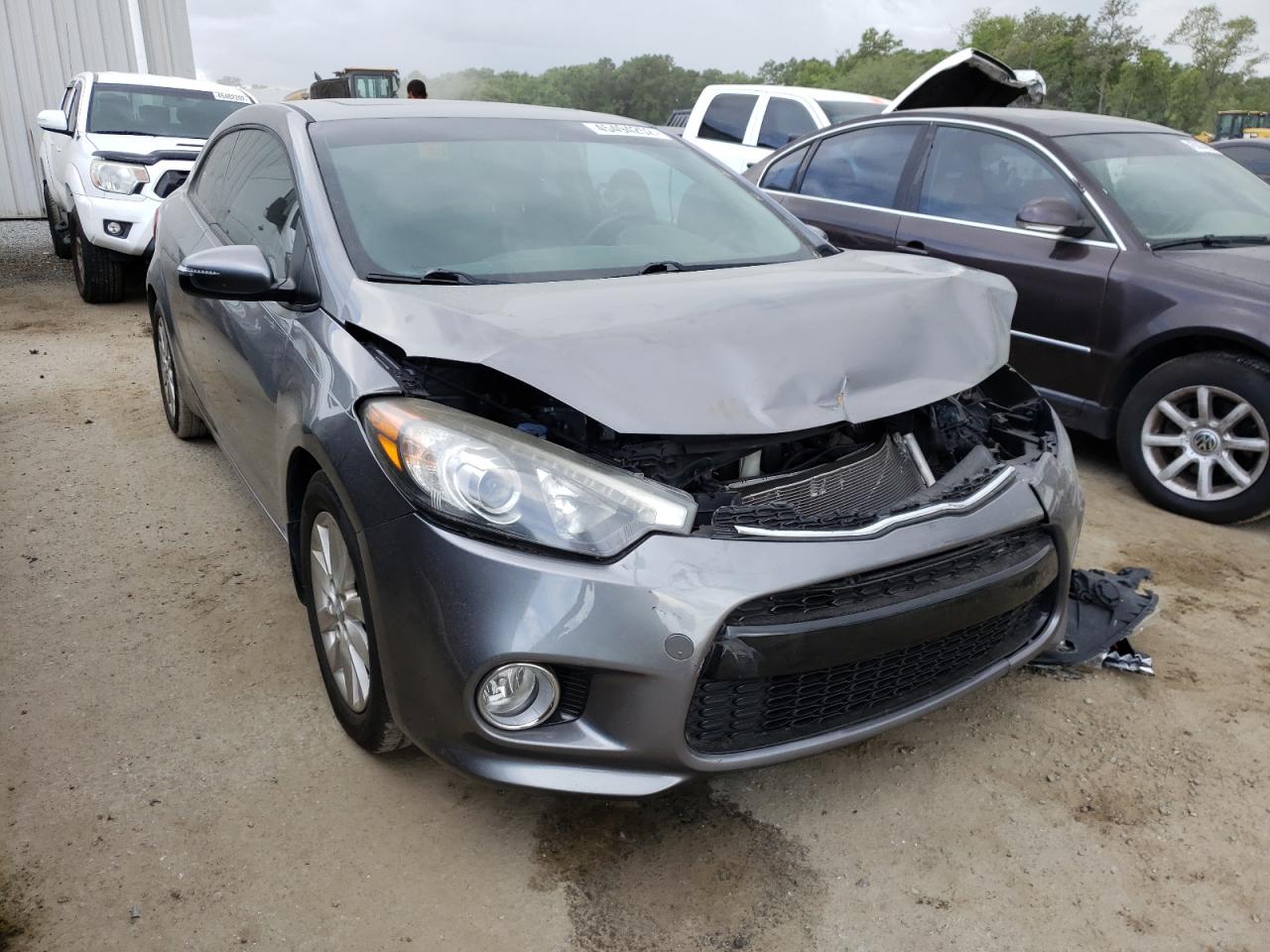 KIA FORTE EX 2014 with VIN KNAFX6A85E5200800 - Photo from auction