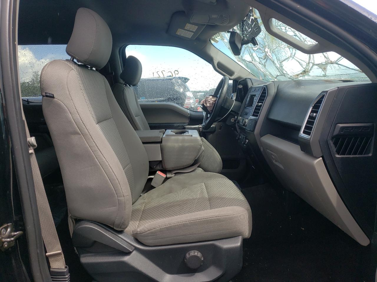 Photo 5 from auction – 2016 FORD F150 SUPER with VIN 1FTEW1EPXGFD07098