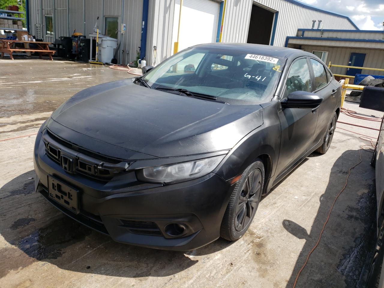 Photo 2 from auction – 2016 HONDA CIVIC EX with VIN 19XFC1F39GE040054