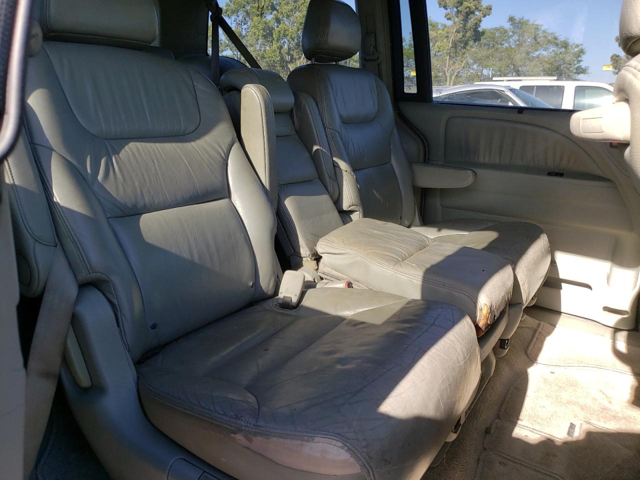 Photo 6 from auction – 2005 HONDA ODYSSEY EX with VIN 5FNRL38675B019694