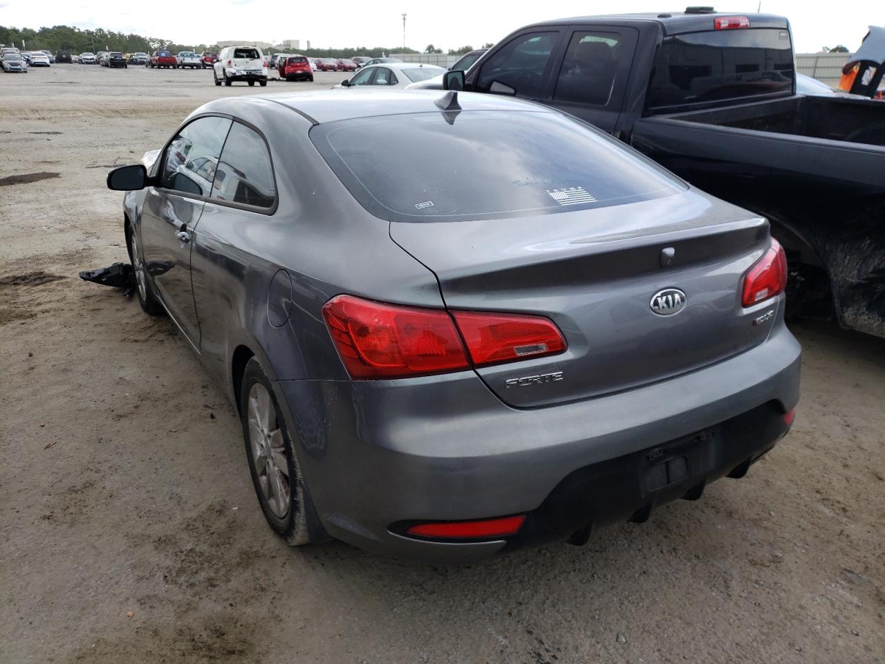 Photo 3 from auction – 2014 KIA FORTE EX with VIN KNAFX6A85E5200800