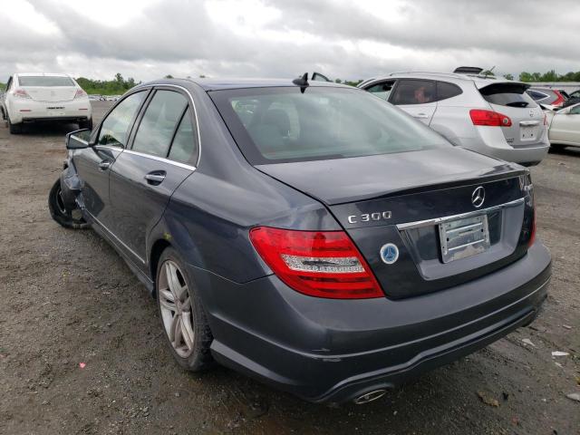 Photo 3 from auction – 2013 MERCEDES-BENZ C-CLASS with VIN WDDGF8AB4DA821975