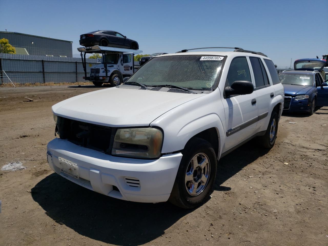 Photo 2 from auction – 2003 CHEVROLET TRAILBLAZE with VIN 1GNDS13S732265318