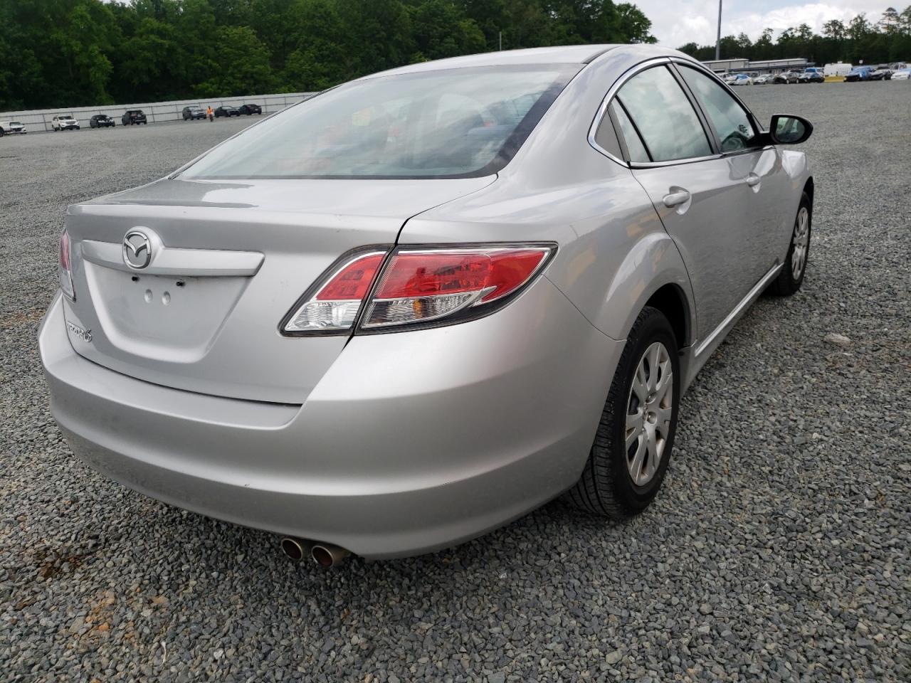 Photo 4 from auction – 2011 MAZDA 6 I with VIN 1YVHZ8BH3B5M18689