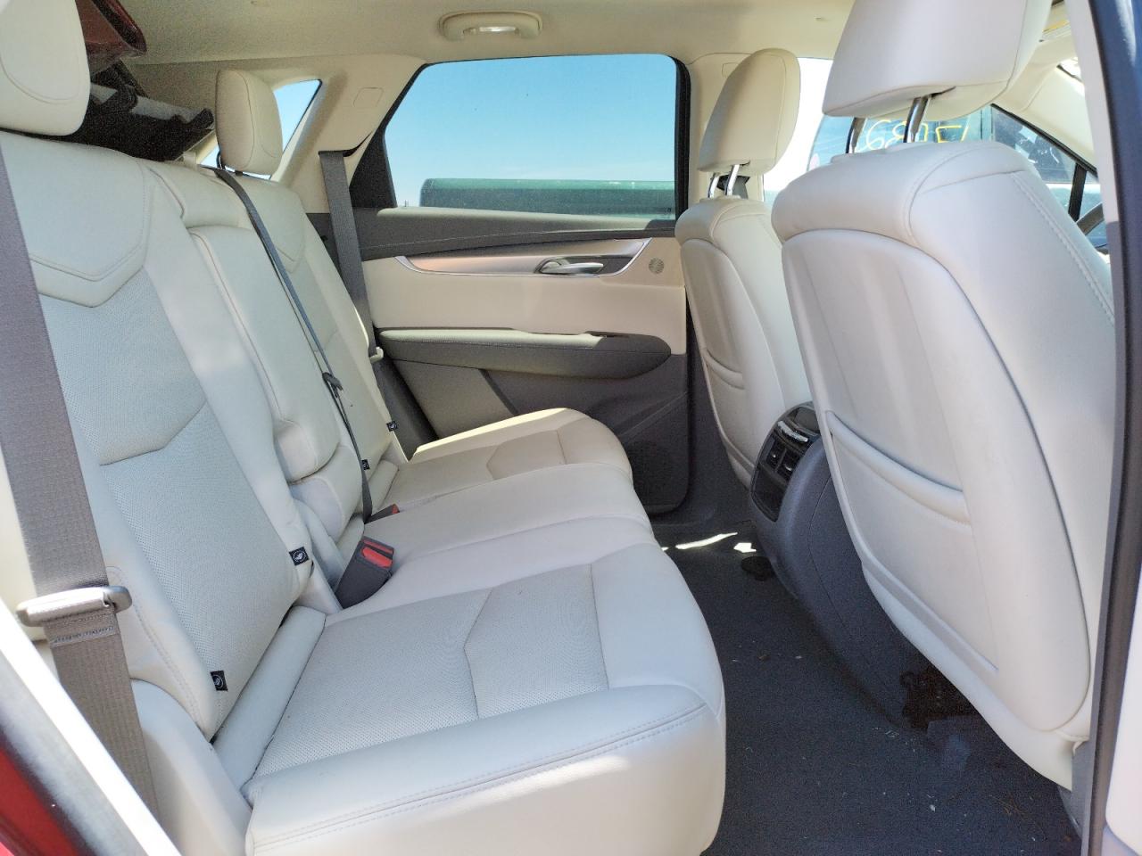 Photo 6 from auction – 2018 CADILLAC XT5 PREMIU with VIN 1GYKNFRS4JZ170449