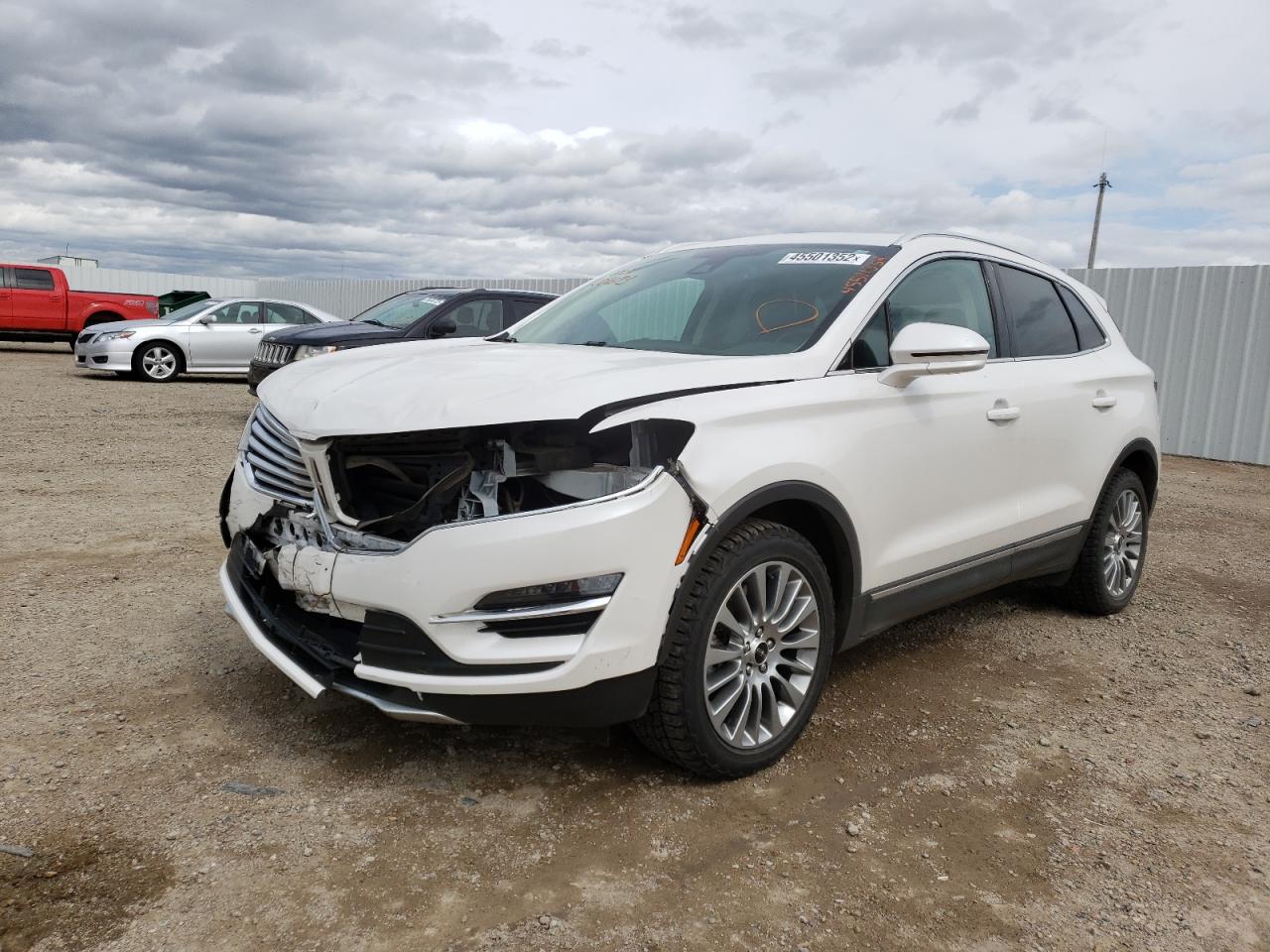 Photo 2 from auction – 2015 LINCOLN MKC with VIN 5LMCJ2A97FUJ02683