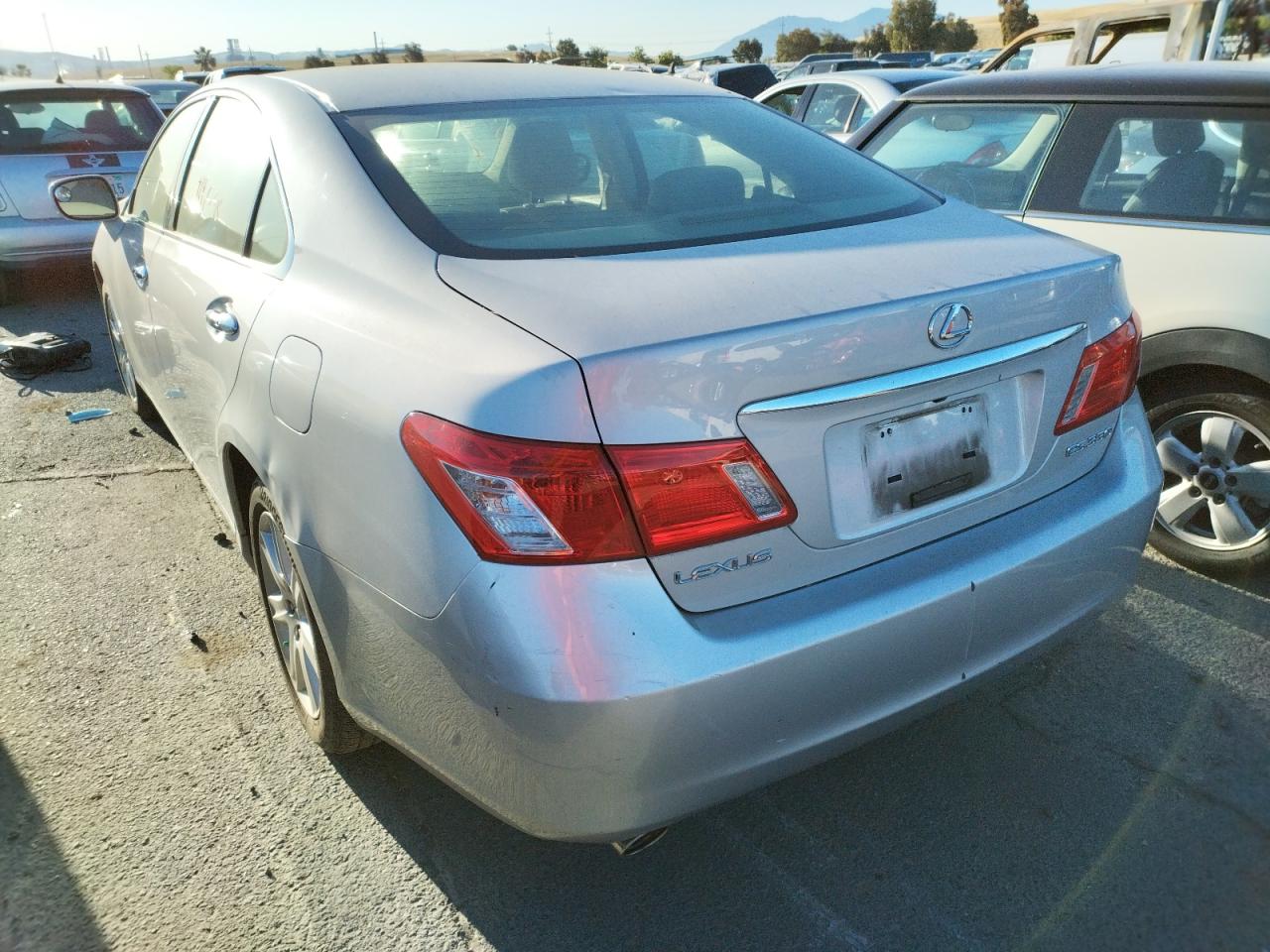 صورة رقم 3 من المزاد - 2007 LEXUS ES 350 مع VIN JTHBJ46G372021004