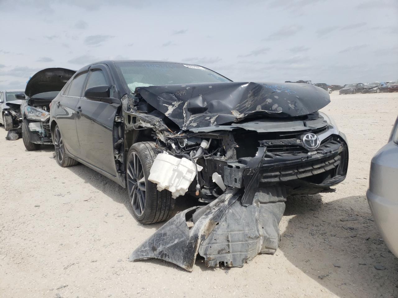 TOYOTA 4 WHEELS 2015 with VIN 4T4BF1FK7FR506143 - Photo from auction