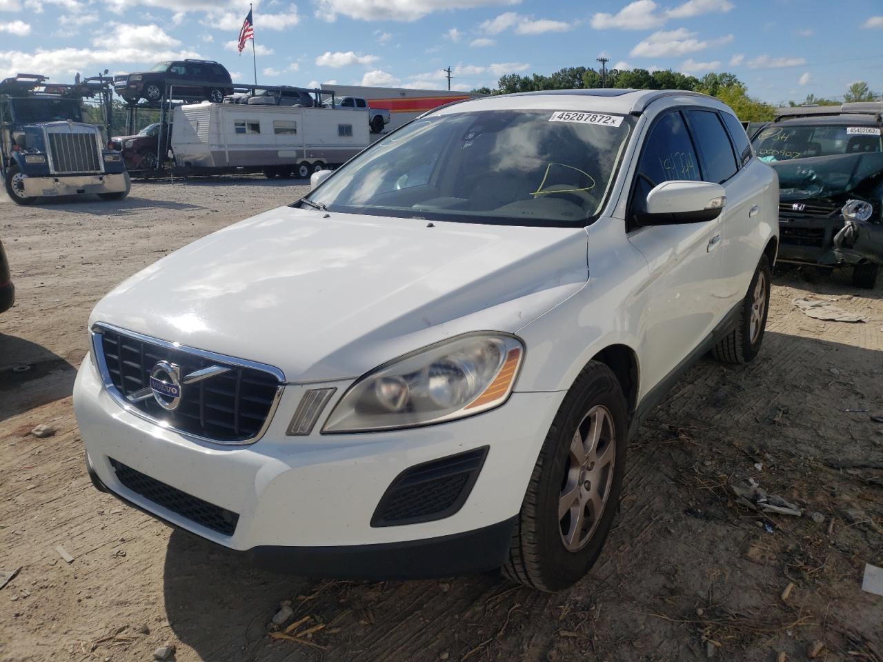 Photo 2 from auction – 2011 VOLVO XC60 3.2 with VIN YV4952DL0B2174938