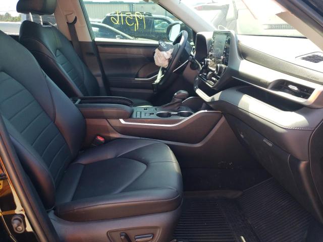 Photo 5 from auction – 2021 TOYOTA HIGHLANDER with VIN 5TDGZRAH7MS043248