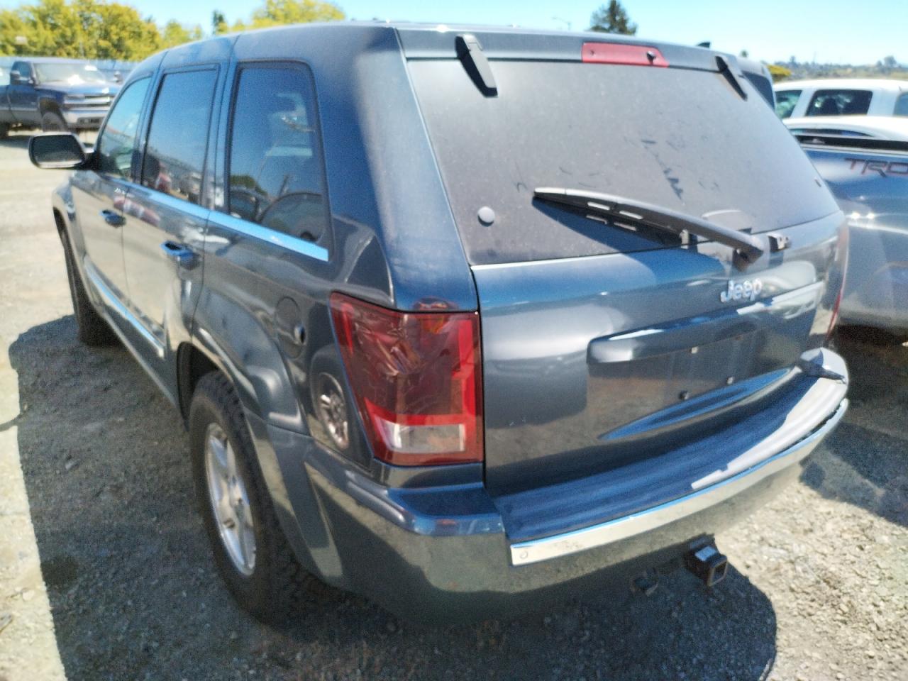 Photo 3 from auction – 2006 JEEP GRAND CHER with VIN 1J4HS58246C337174
