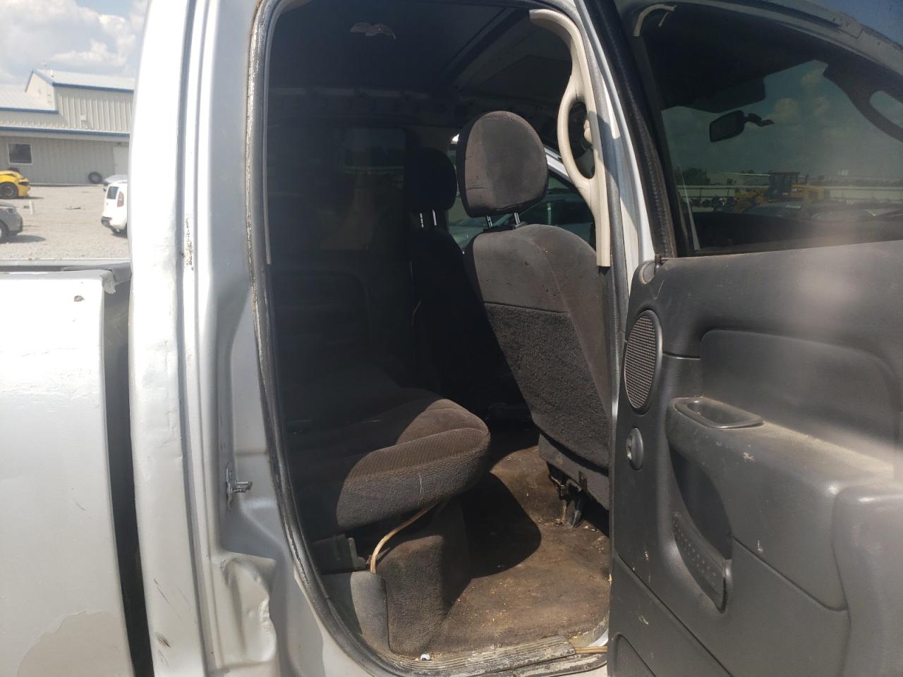 صورة رقم 6 من المزاد - 2002 DODGE RAM 1500 مع VIN 1D7HU18ZX2J178579