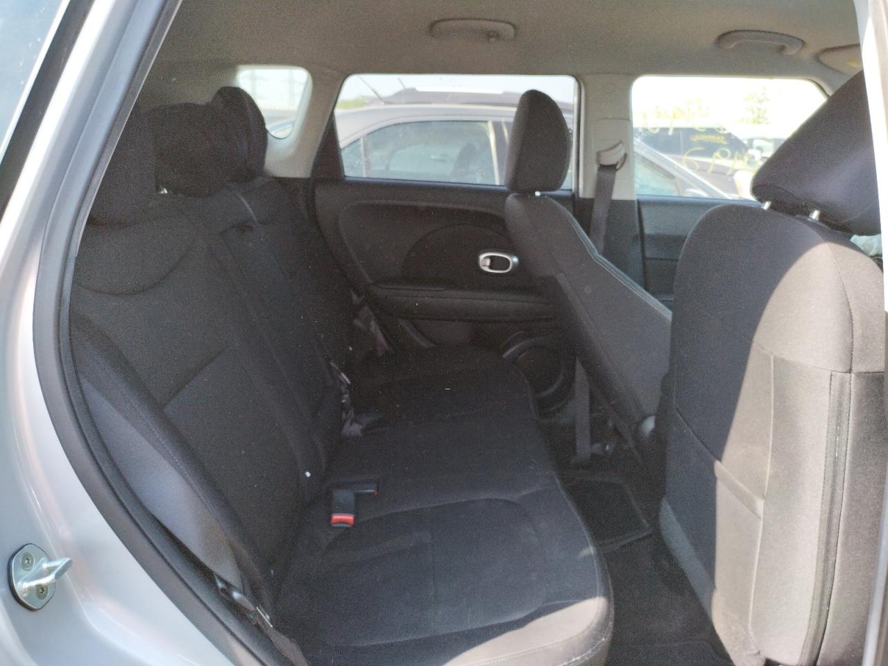 Photo 6 from auction – 2014 KIA SOUL with VIN KNDJN2A24E7733877