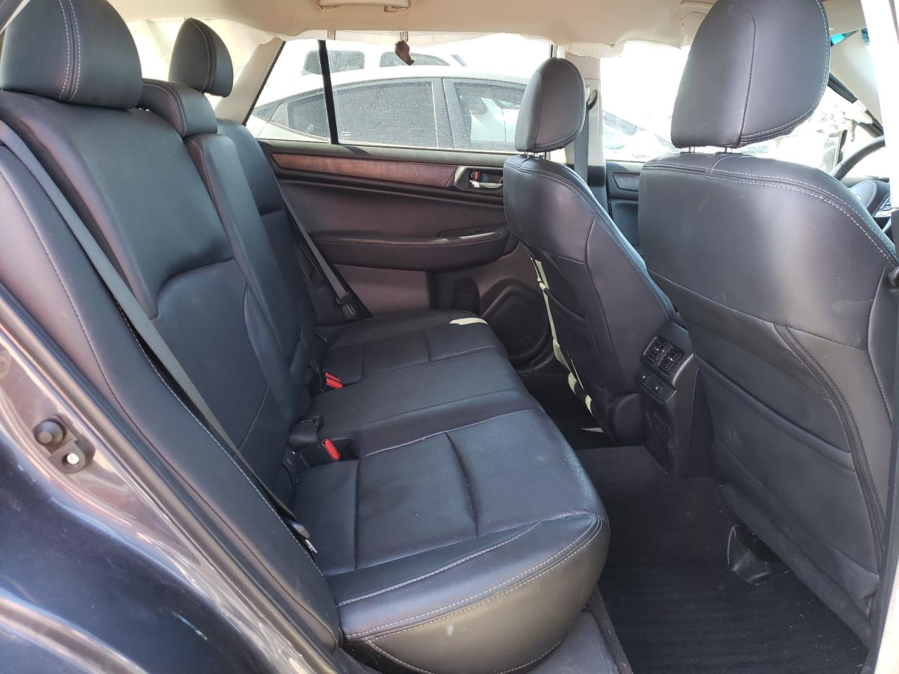 Photo 6 from auction – 2015 SUBARU OUTBACK 2. with VIN 4S4BSAJC6F3225995