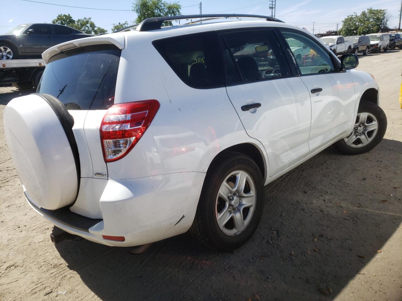 Photo 4 from auction – 2010 TOYOTA RAV4 with VIN JTMBF4DV3AD037705