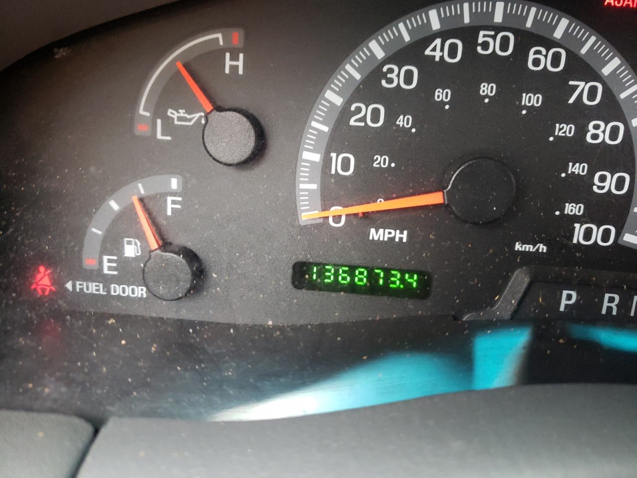 Photo 8 from auction – 2002 FORD F150 with VIN 1FTRX18L92NA83201