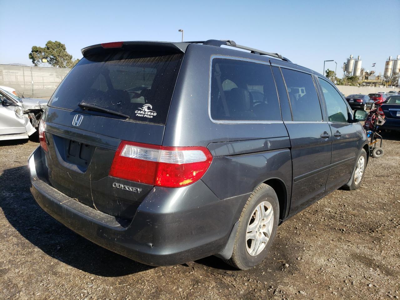 Photo 4 from auction – 2005 HONDA ODYSSEY EX with VIN 5FNRL38675B019694